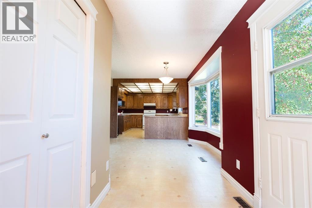 10109 89 Street, Grande Prairie, Alberta  T8X 1G1 - Photo 9 - A2343950