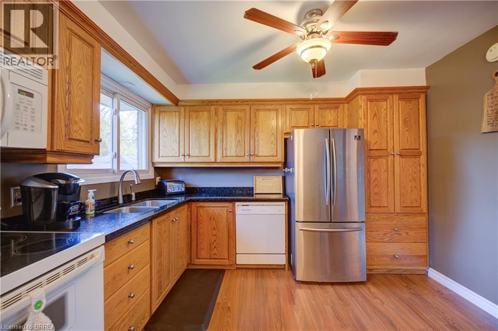 367 Fairview Drive, Brantford, Ontario  N3R 2X7 - Photo 17 - 40866245