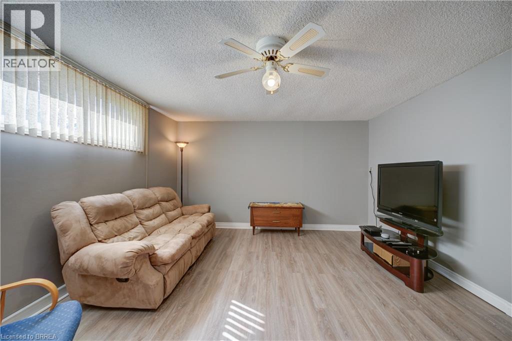 367 Fairview Drive, Brantford, Ontario  N3R 2X7 - Photo 30 - 40866245