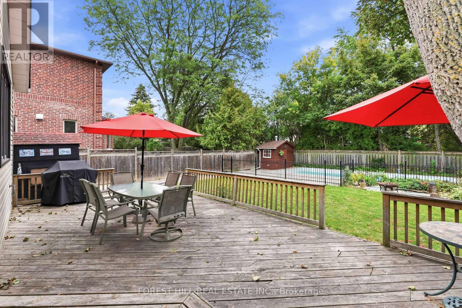 11 URBANDALE AVENUE Toronto (Newtonbrook East), ON M2M 2G9
