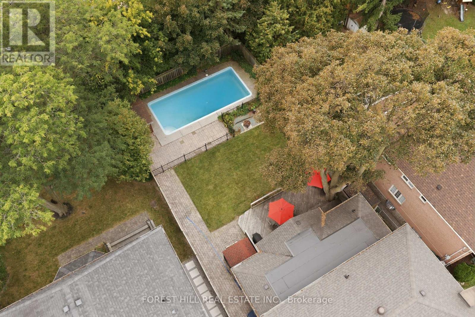11 URBANDALE AVENUE Toronto (Newtonbrook East), ON M2M 2G9