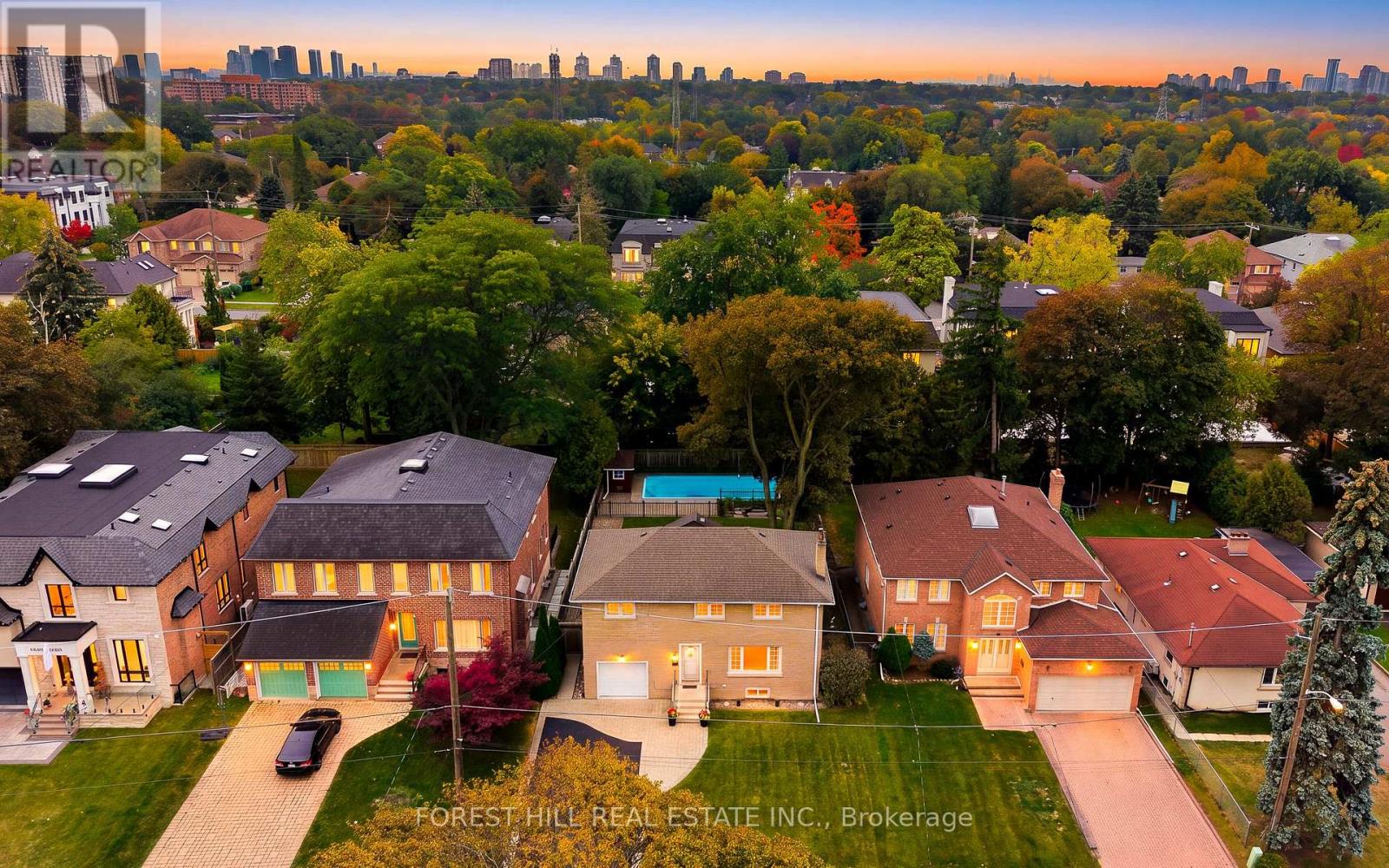 11 Urbandale Avenue, Toronto, Ontario  M2M 2G9 - Photo 4 - C13865702