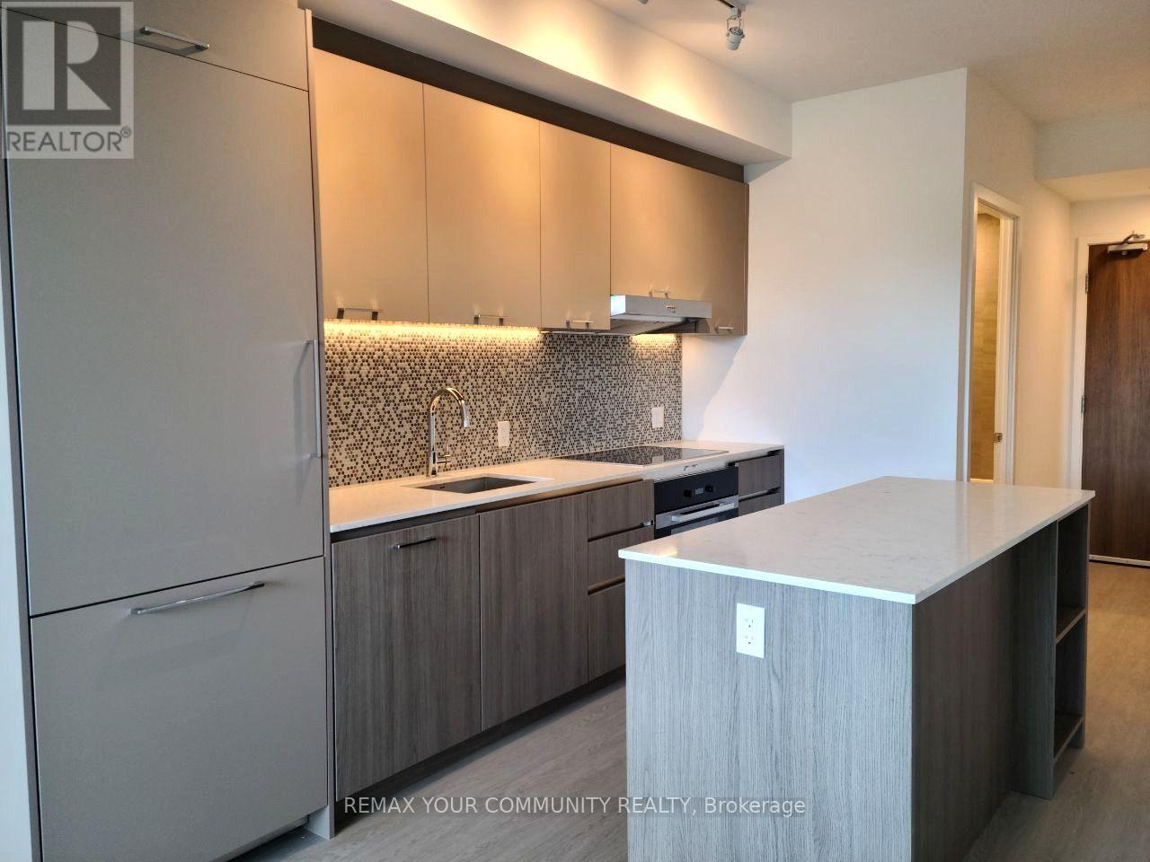 410 - 8188 Yonge Street, Vaughan (Uplands), Ontario  L4J 0M2 - Photo 2 - N13865758