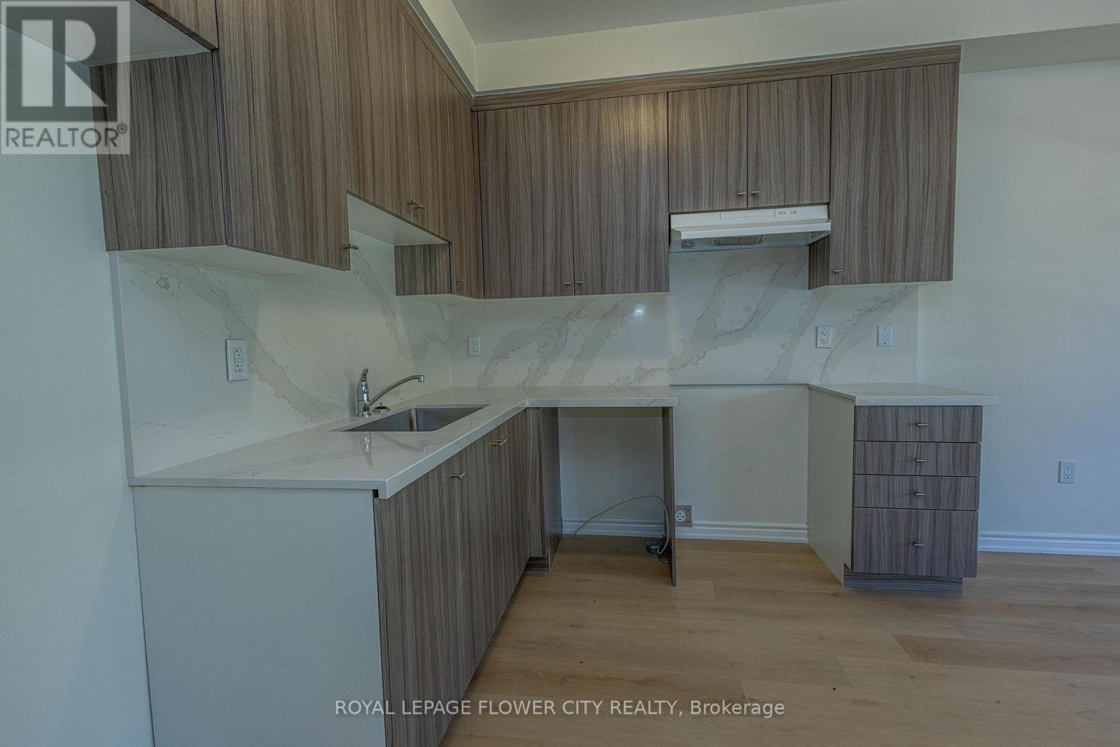 16 Ravenscraig Place, Innisfil (Cookstown), Ontario  L0L 1L0 - Photo 11 - N13865818