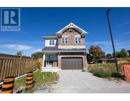 16 RAVENSCRAIG PLACE, Innisfil, Ontario
