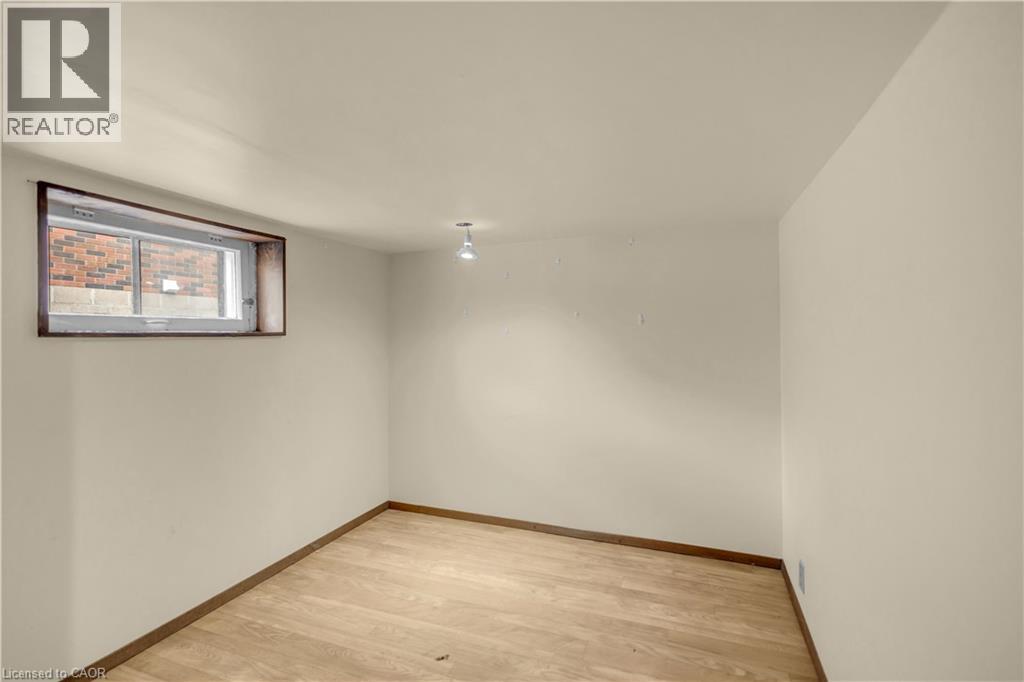 49 Mintern Avenue, Brantford, Ontario  N3S 1K9 - Photo 24 - 40869289