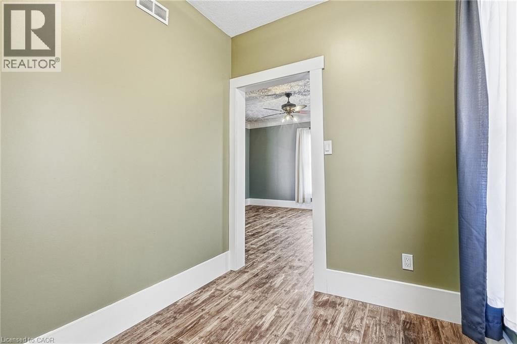 120 Queen Street E, St. Williams, Ontario  N0E 1P0 - Photo 22 - 40869036