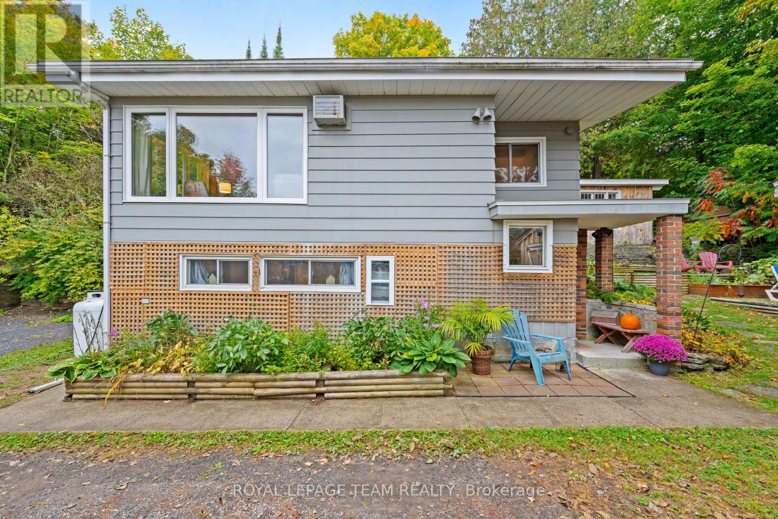 4819 OPEONGO ROAD, Ottawa, Ontario