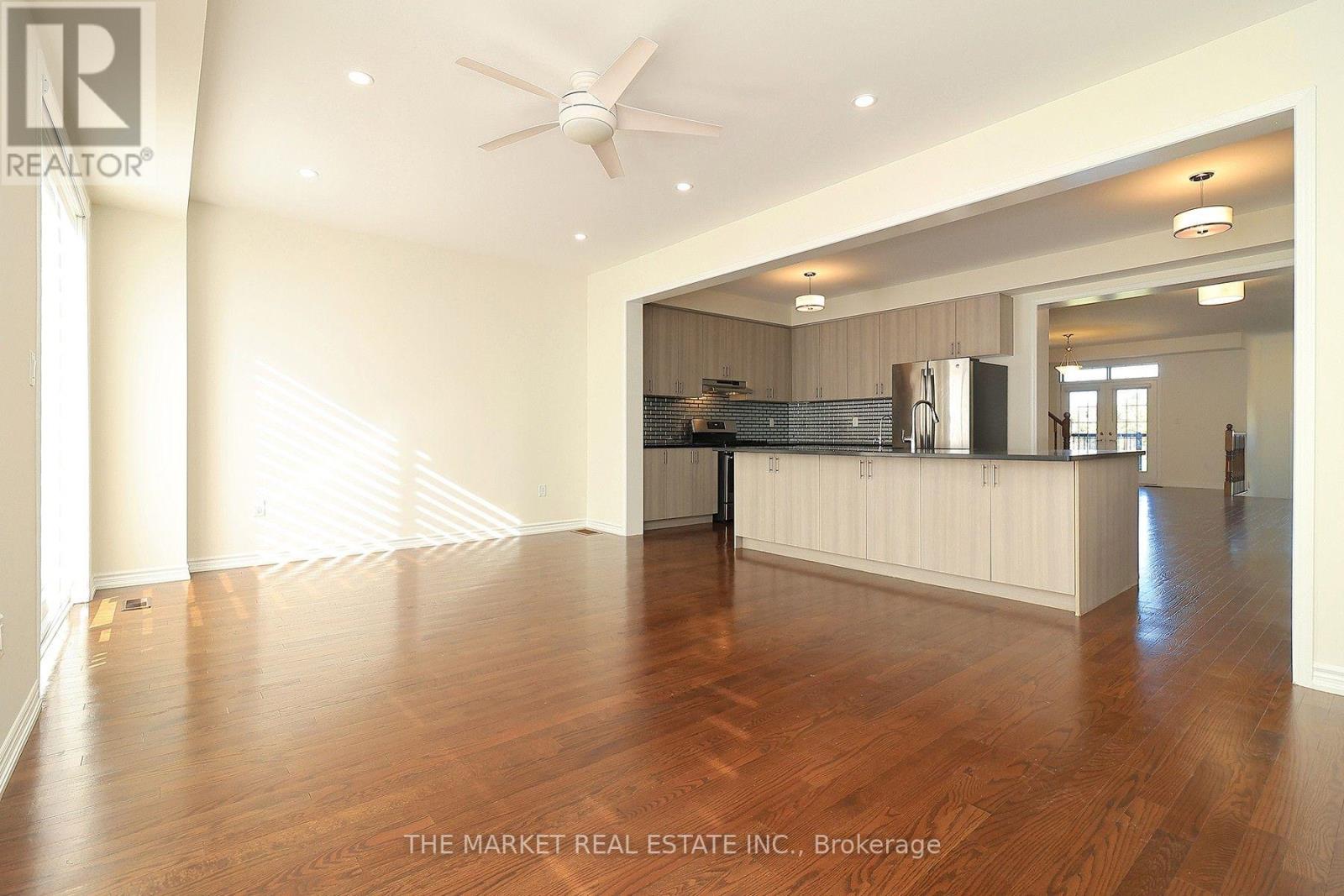 13 Father Redmond Way, Toronto, Ontario  M8W 0B4 - Photo 20 - W13865684