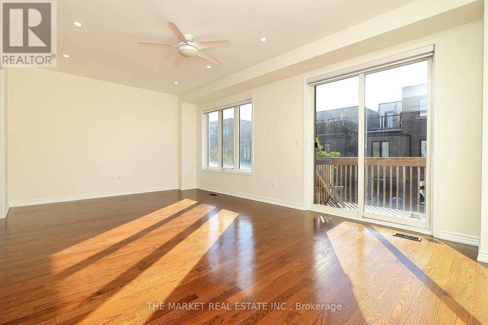 13 Father Redmond Way, Toronto, Ontario  M8W 0B4 - Photo 22 - W13865684