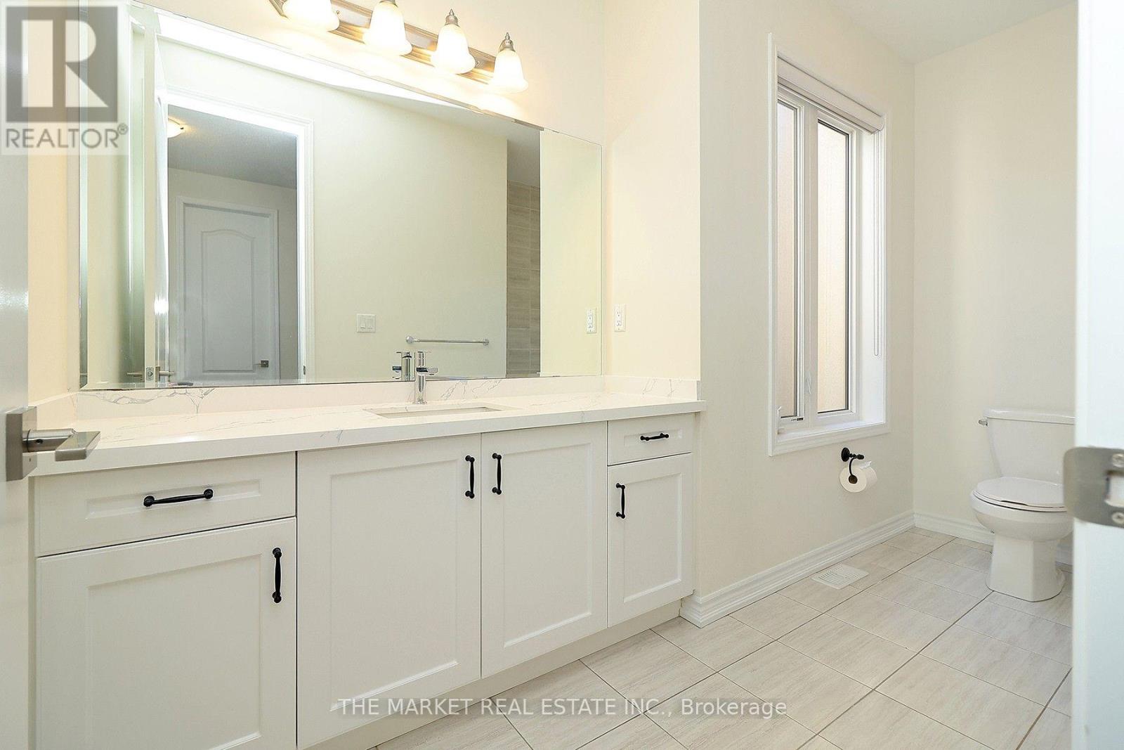 13 Father Redmond Way, Toronto, Ontario  M8W 0B4 - Photo 36 - W13865684