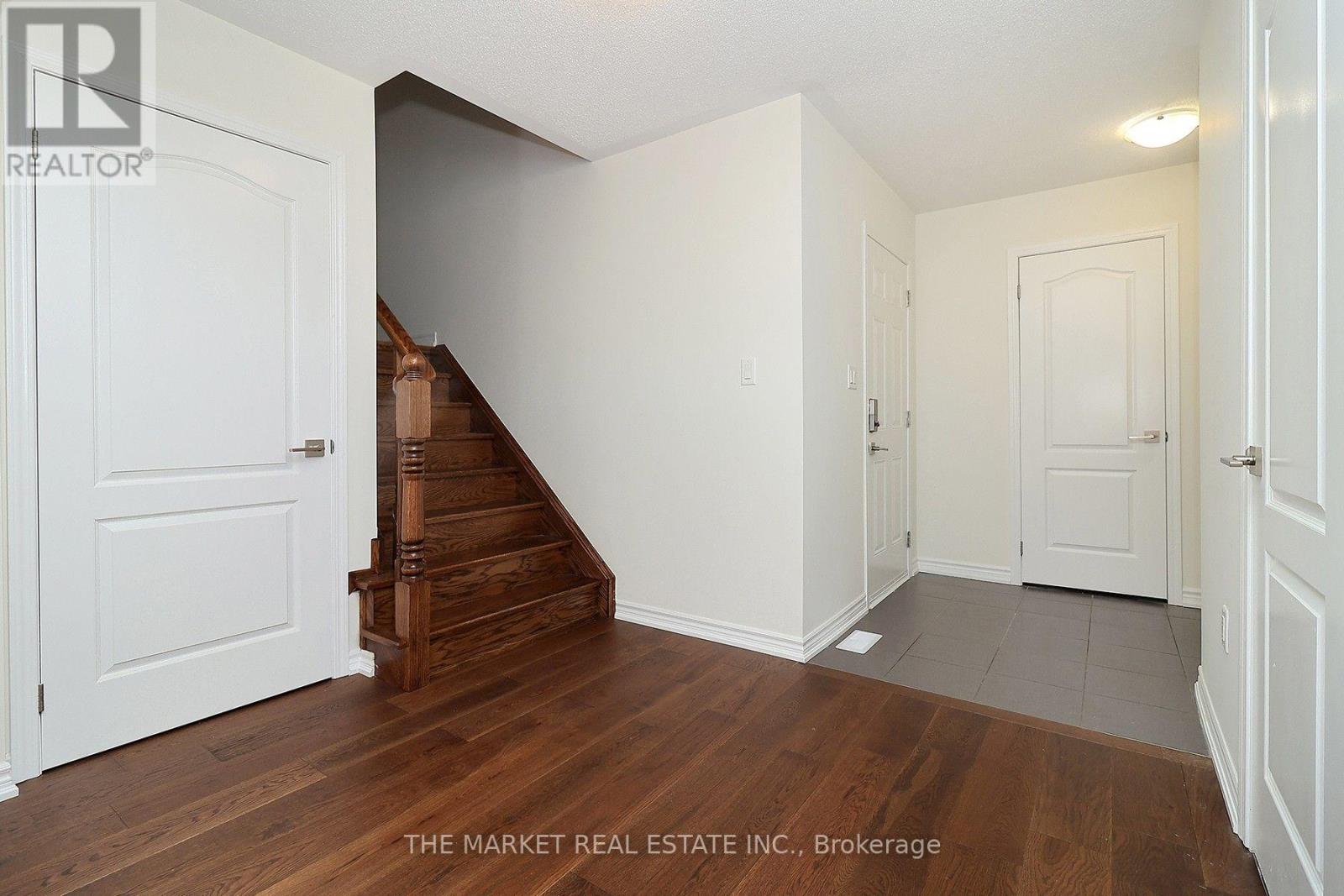 13 Father Redmond Way, Toronto, Ontario  M8W 0B4 - Photo 38 - W13865684