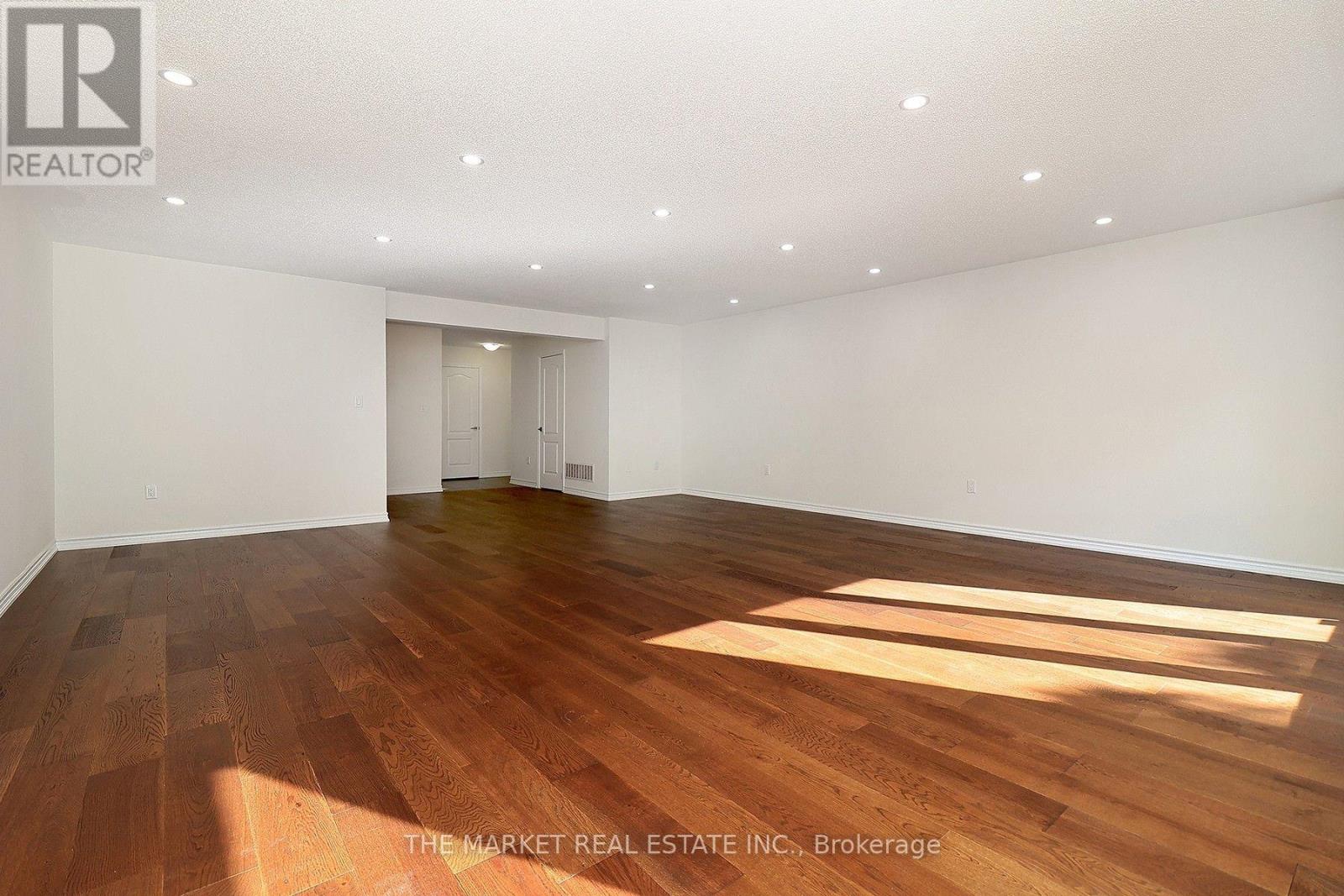 13 Father Redmond Way, Toronto, Ontario  M8W 0B4 - Photo 39 - W13865684