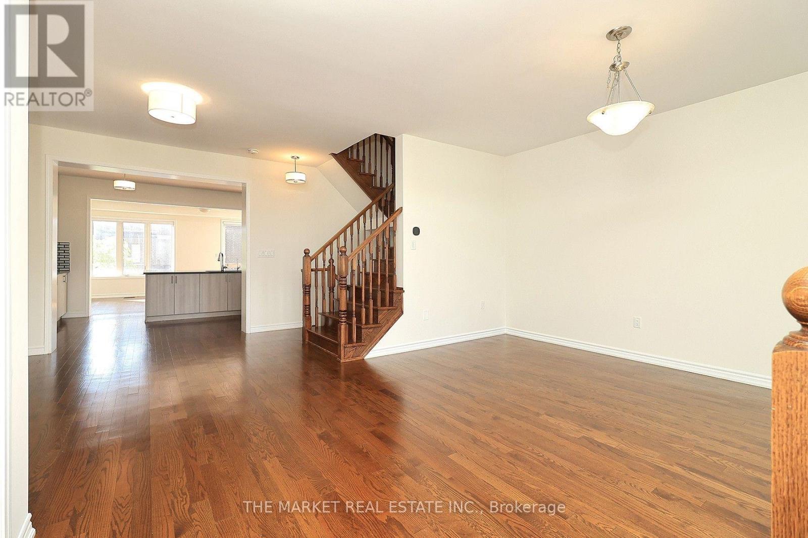 13 Father Redmond Way, Toronto, Ontario  M8W 0B4 - Photo 8 - W13865684