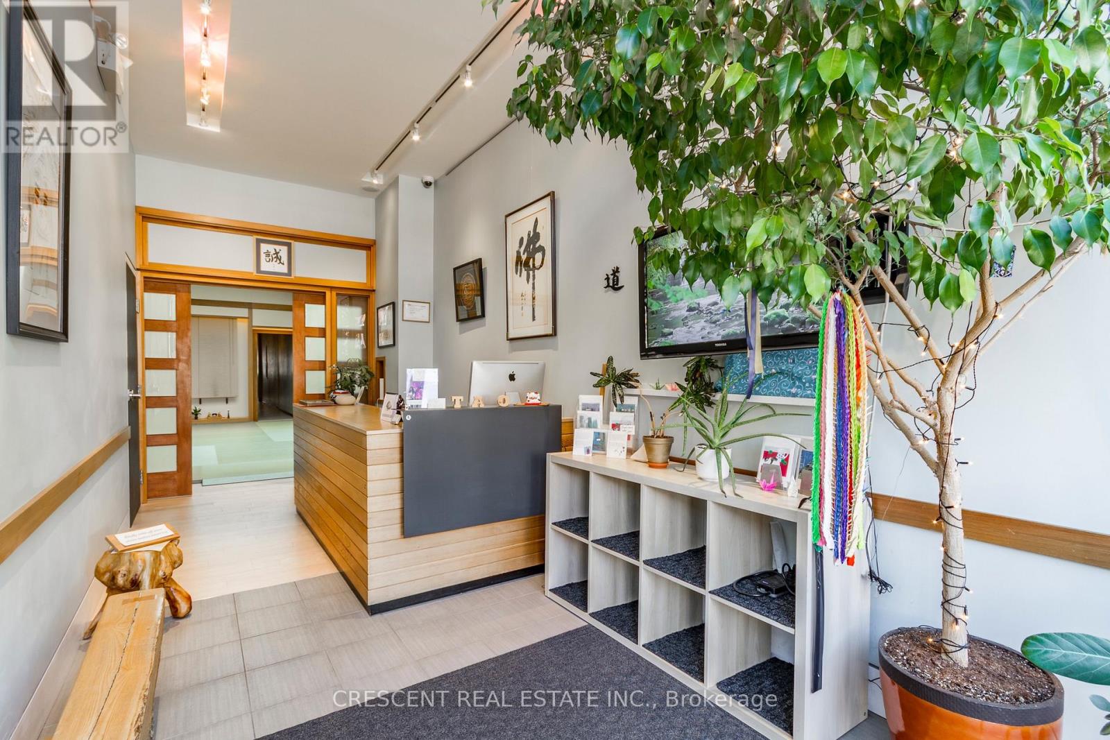 375 Jane Street, Toronto, Ontario  M6S 3Z3 - Photo 3 - W13865688