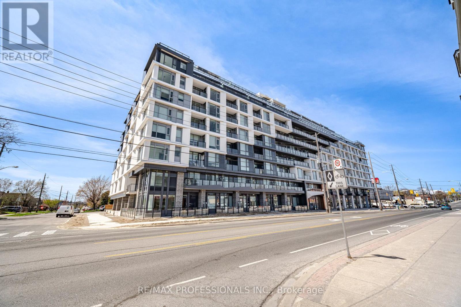 903 - 556 MARLEE AVENUE