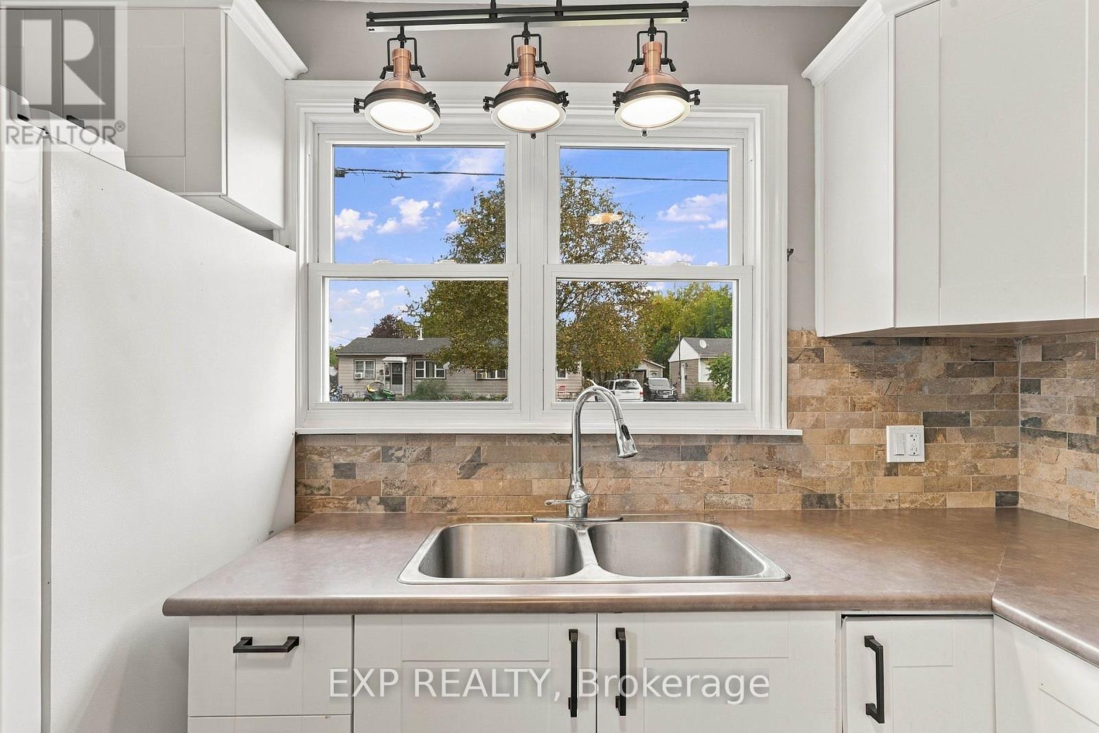 68 Louis Street, Quinte West, Ontario  K8V 2L1 - Photo 6 - X13865834
