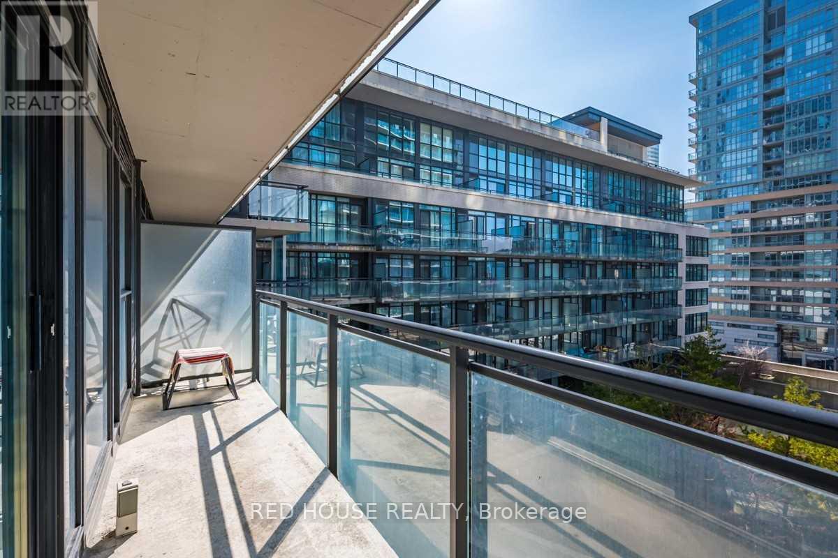 628 - 8 TELEGRAM MEWS, Toronto, Ontario
