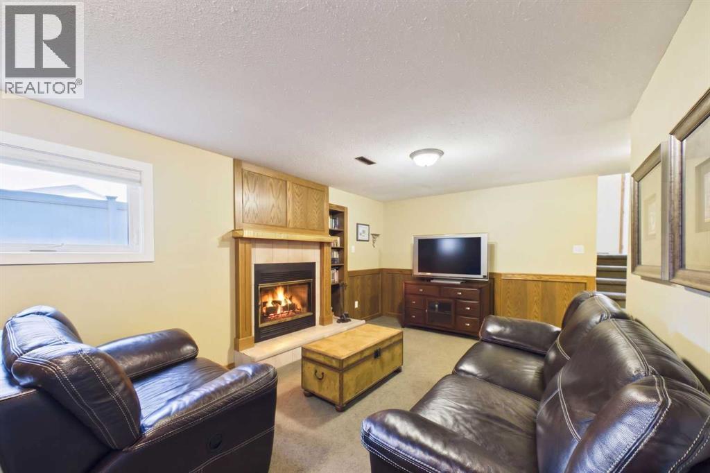222 Davison Drive, Red Deer, Alberta  T4R 2E6 - Photo 26 - A2349442