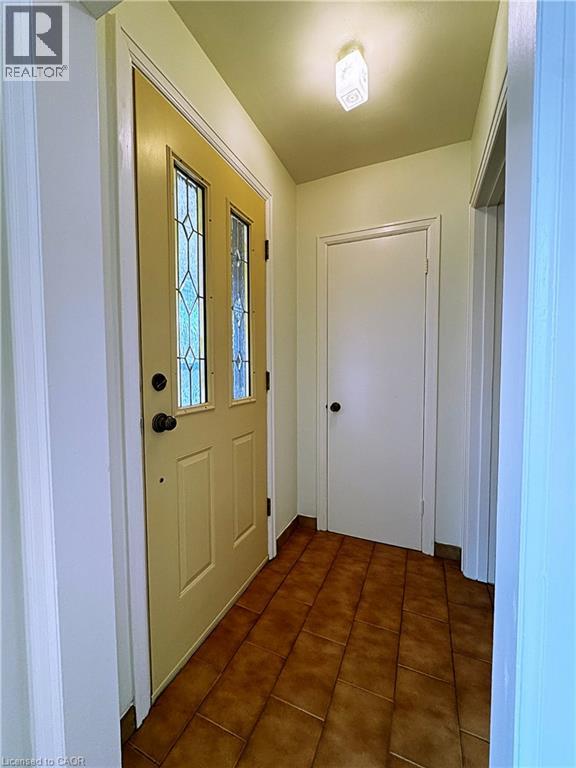 184 East 35th Street, Hamilton, Ontario  L8V 3Y2 - Photo 4 - 40868984