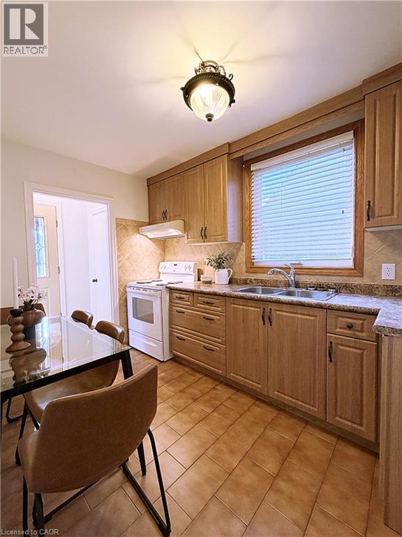 184 East 35th Street, Hamilton, Ontario  L8V 3Y2 - Photo 9 - 40868984