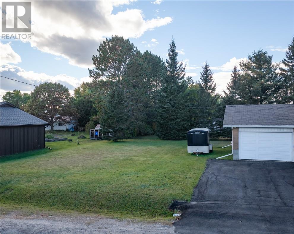 2979 Stanley Street, Val Caron, Ontario  P3N 1B5 - Photo 28 - 2130782