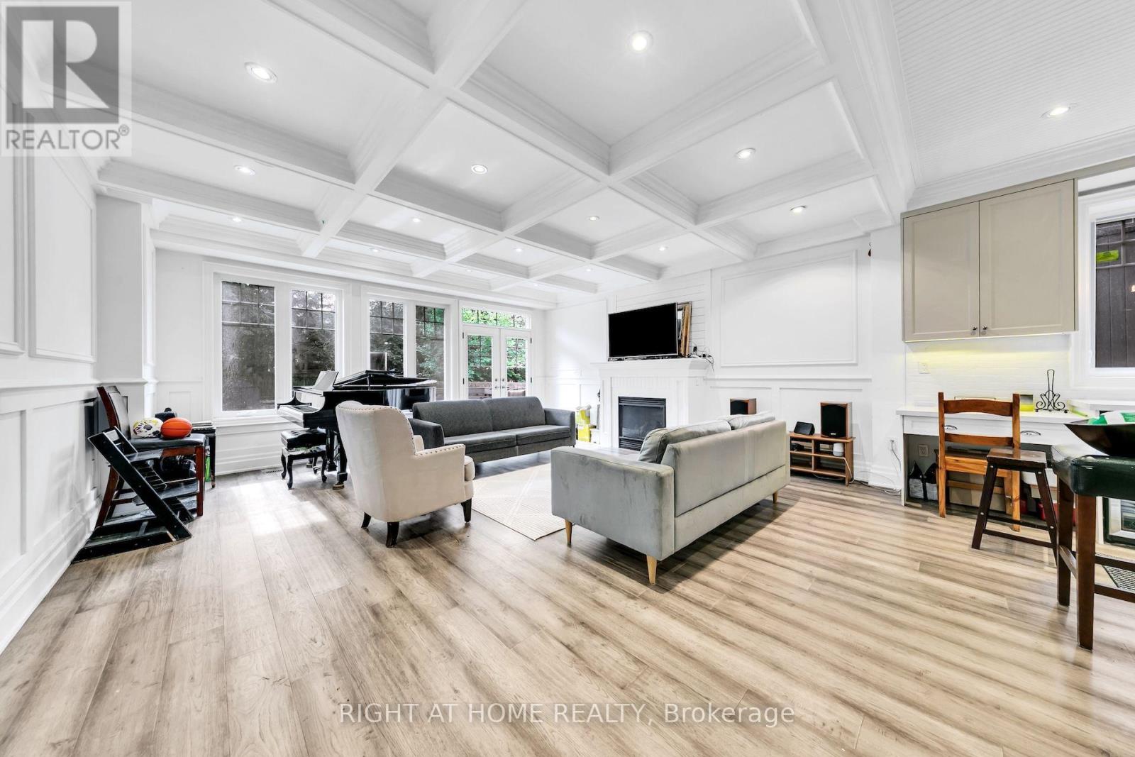 185 Soudan Avenue, Toronto, Ontario  M4S 1V5 - Photo 4 - C13865248