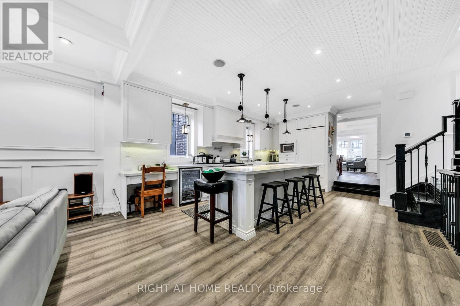 185 Soudan Avenue, Toronto, Ontario  M4S 1V5 - Photo 8 - C13865248