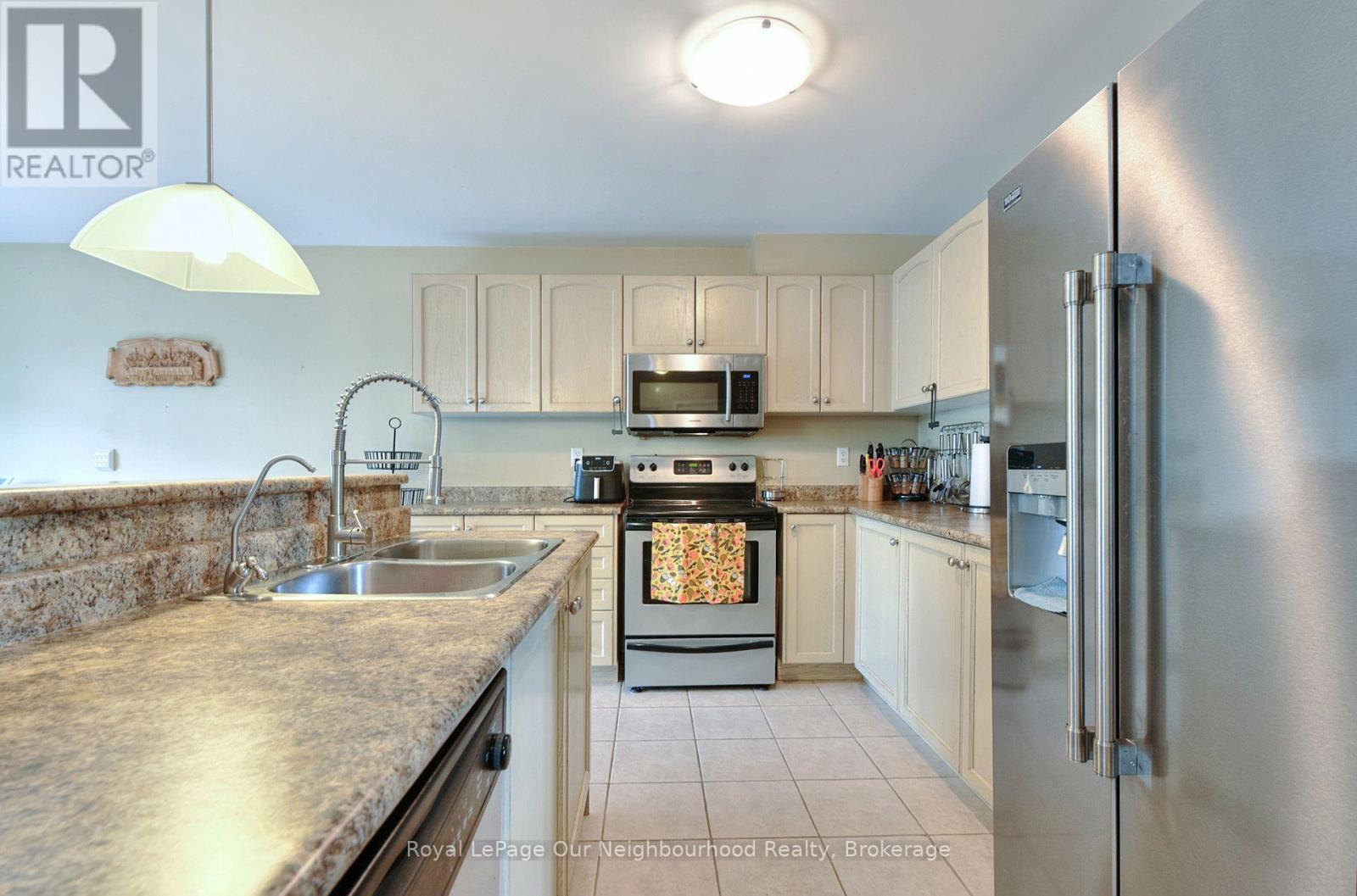 586 Oldman Road, Oshawa, Ontario  L1K 2V9 - Photo 6 - E13866138