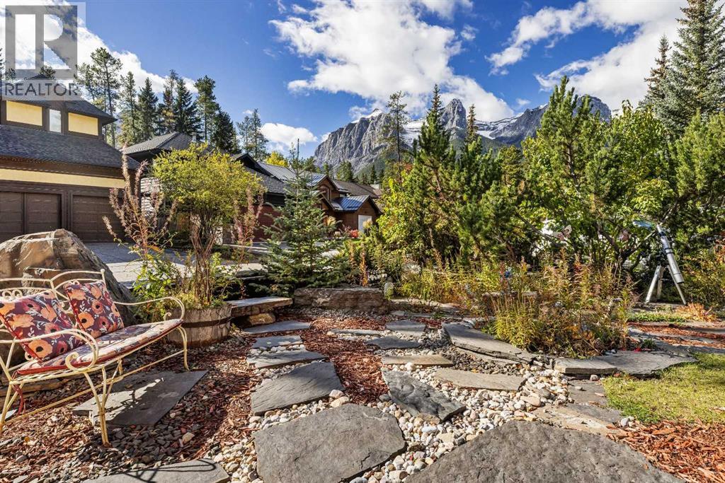 12 Woodside Lane, Canmore, Alberta T1W 1T1 - Photo 8 - A2344983