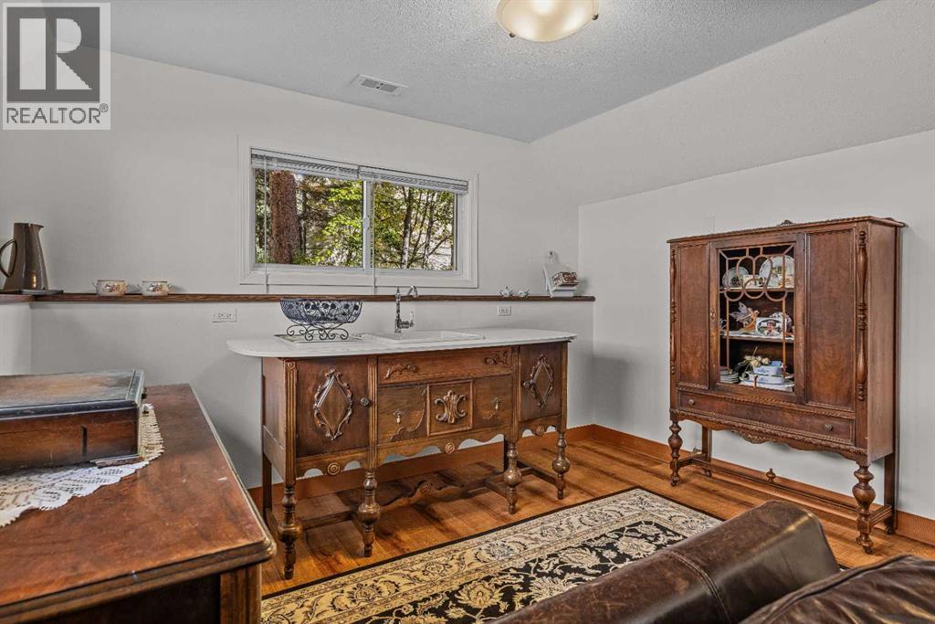 12 Woodside Lane, Canmore, Alberta T1W 1T1 - Photo 32 - A2344983