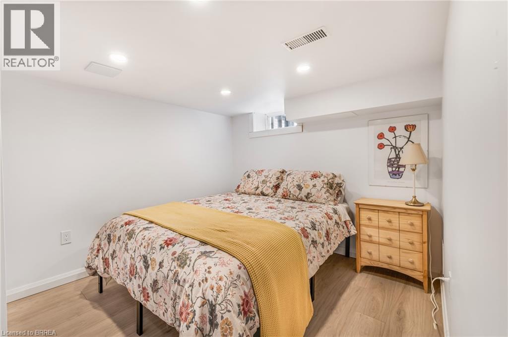 60 Mountain Brow Boulevard, Hamilton, Ontario  L8T 1A4 - Photo 26 - 40867856