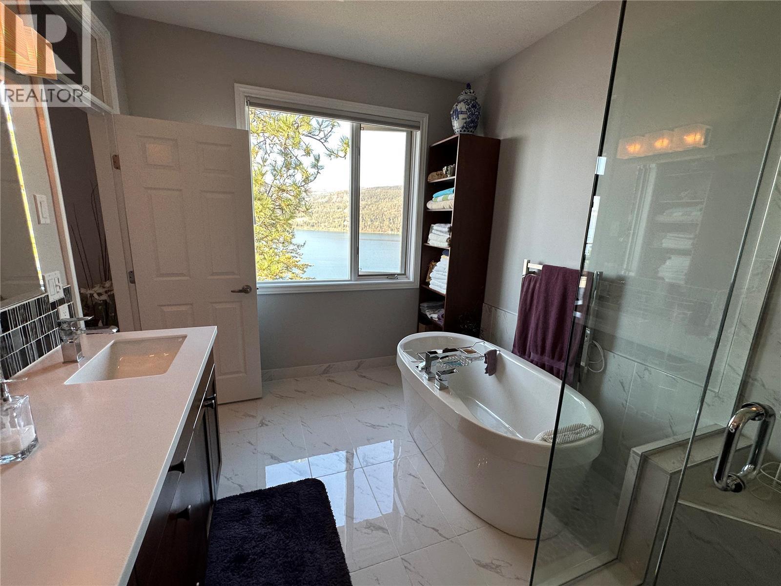 83 Peregrine Way Unit# 27, Vernon, British Columbia  V1H 1E9 - Photo 42 - 10402560