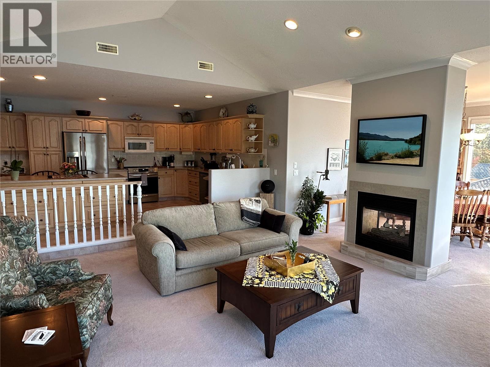 83 Peregrine Way Unit# 27, Vernon, British Columbia  V1H 1E9 - Photo 26 - 10402560