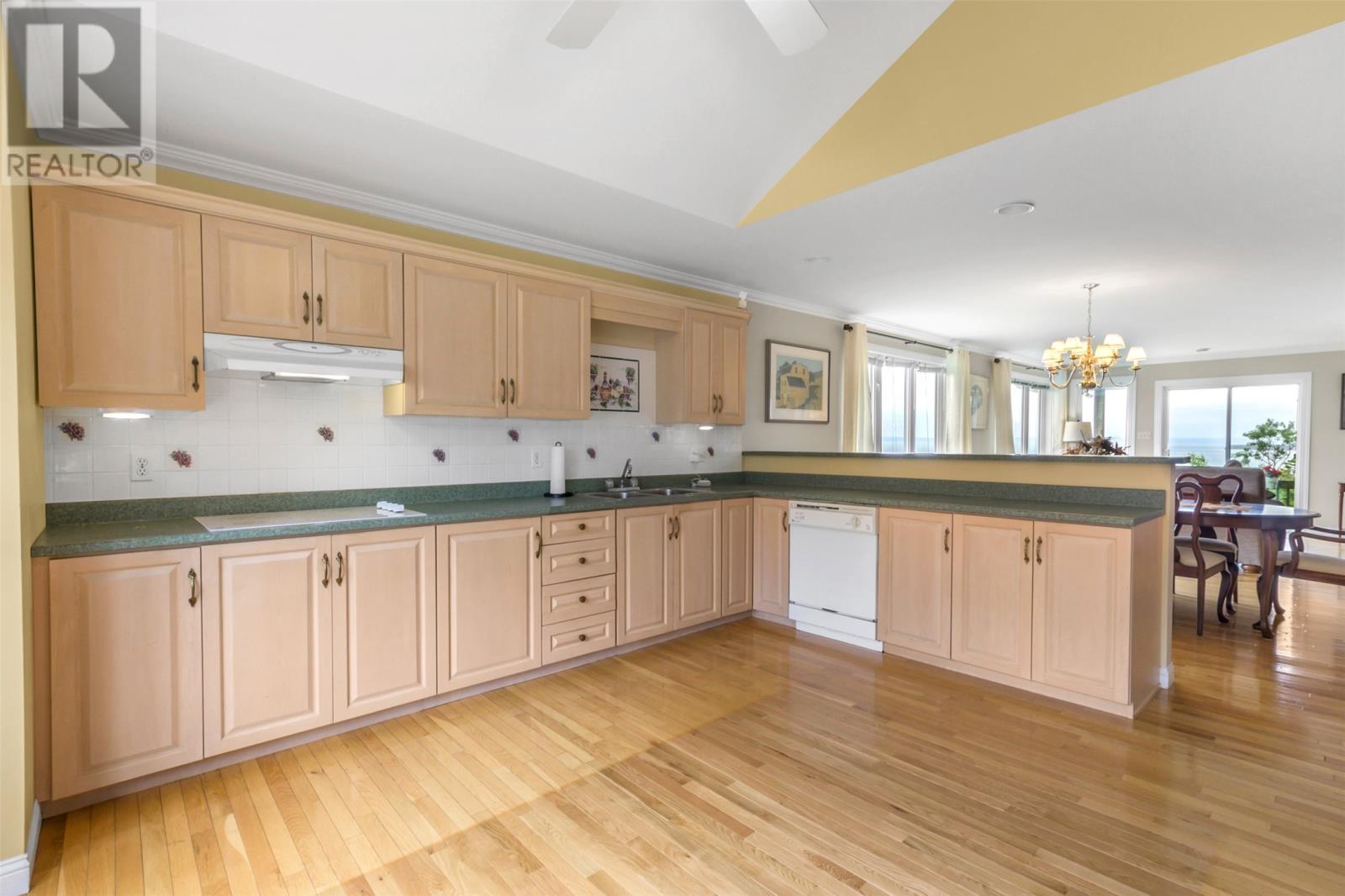 26 Spruce Hill Place, Conception Bay South — photo 6