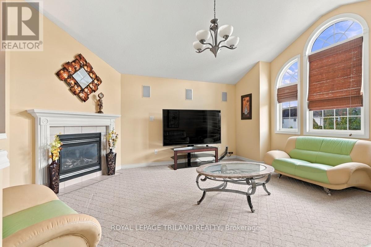 1426 Mickleborough Drive, London North, Ontario  N6G 5R5 - Photo 19 - X13865982