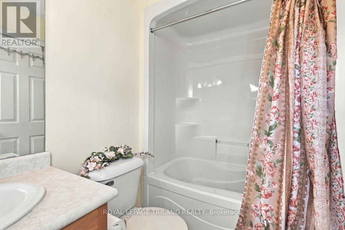 1426 Mickleborough Drive, London North, Ontario  N6G 5R5 - Photo 22 - X13865982