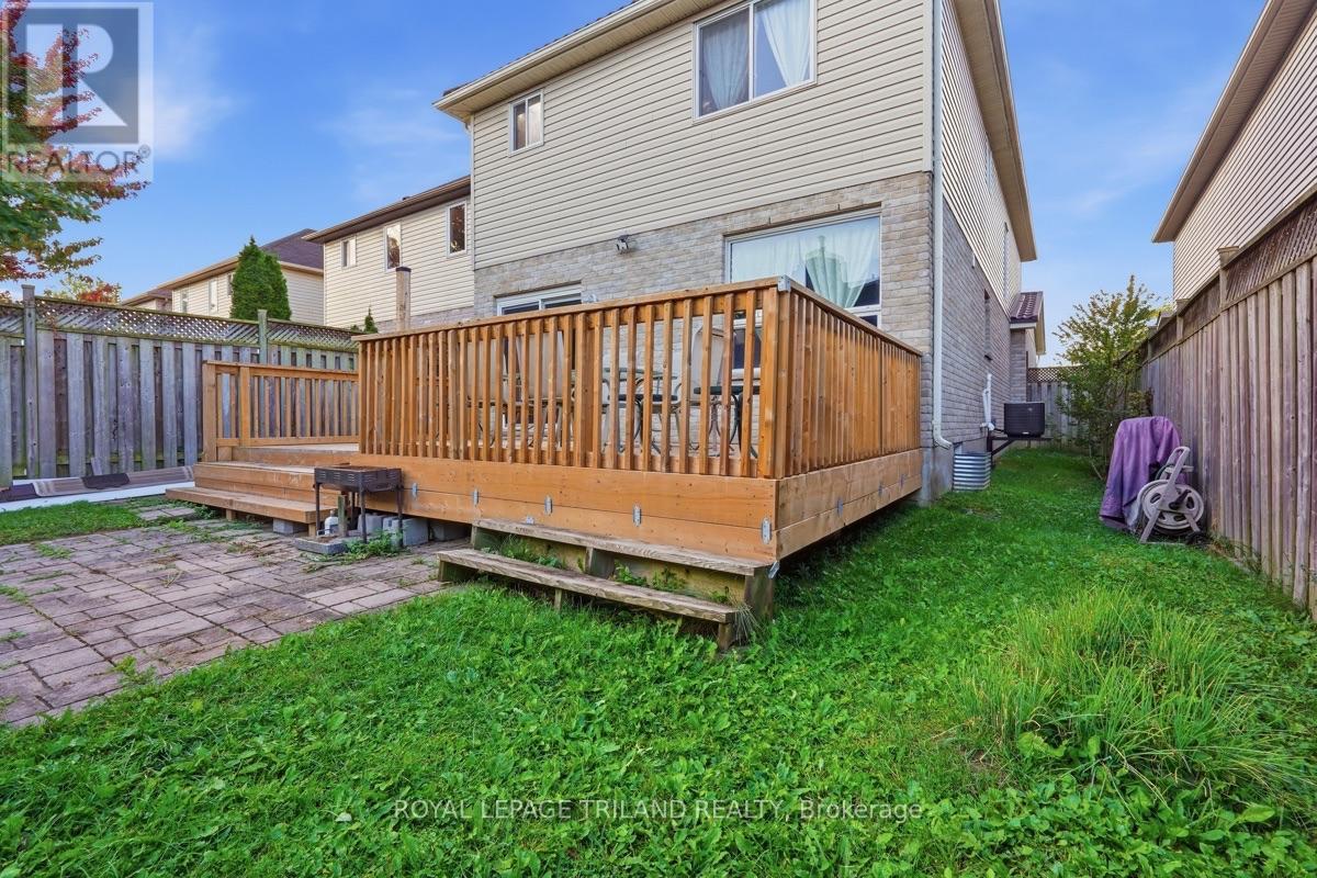 1426 Mickleborough Drive, London North, Ontario  N6G 5R5 - Photo 36 - X13865982