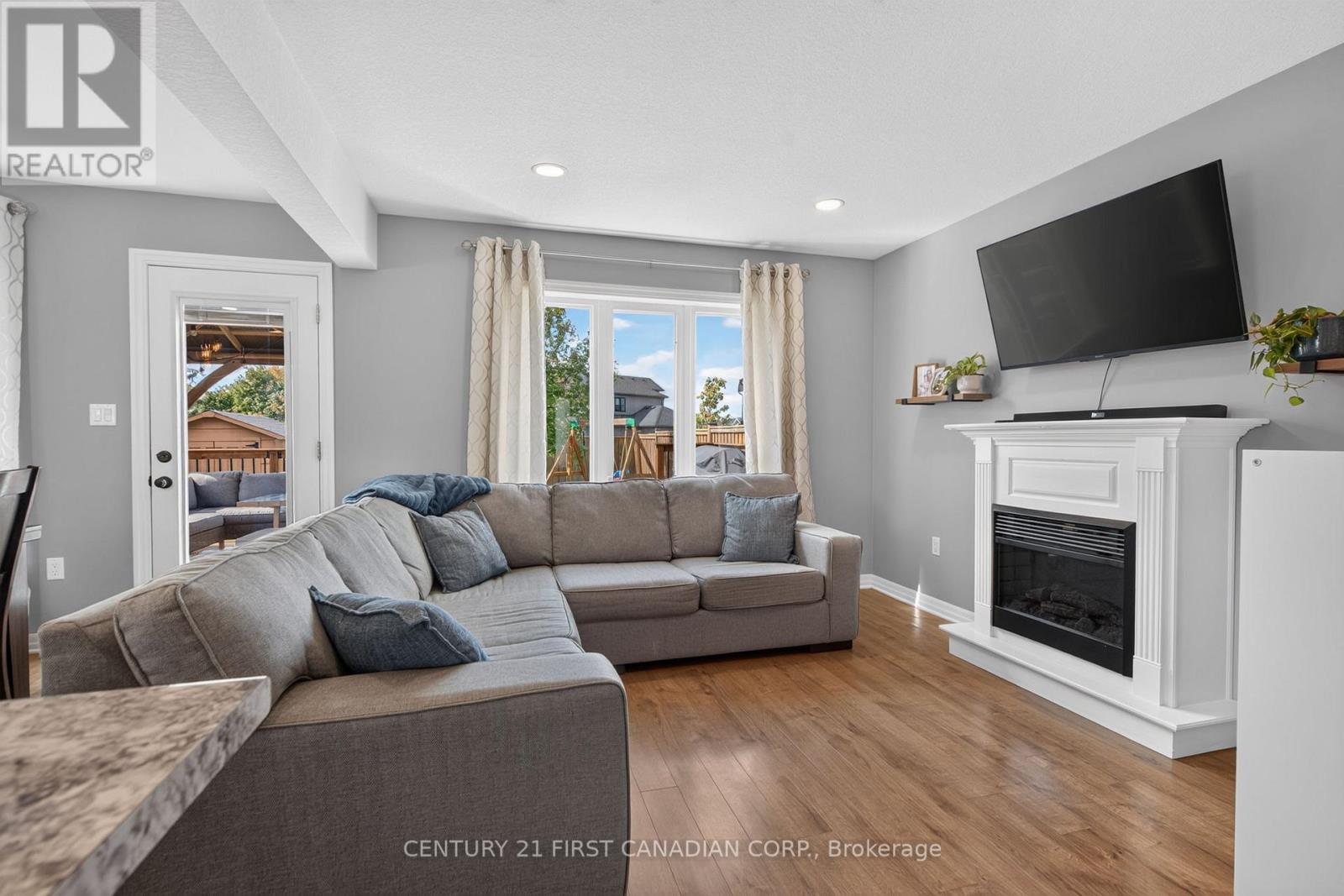 363 Beech Street, Lucan Biddulph, Ontario  N0M 2J0 - Photo 8 - X13866172