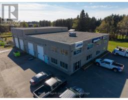 5 HANIAK ROAD, Oliver Paipoonge, Ontario