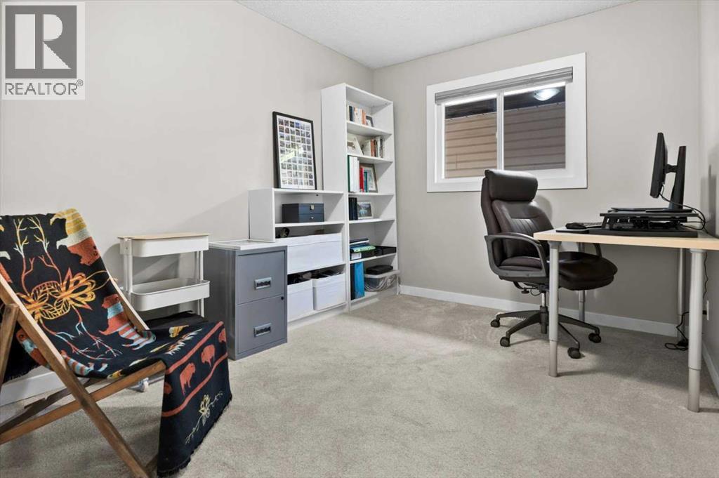 424 Silver Valley Drive NW, Calgary, Alberta  T3B 4C2 - Photo 21 - A2333644