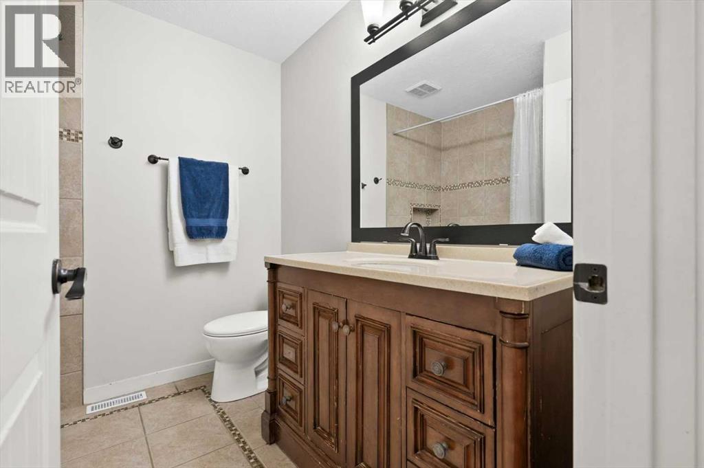 424 Silver Valley Drive NW, Calgary, Alberta  T3B 4C2 - Photo 23 - A2333644