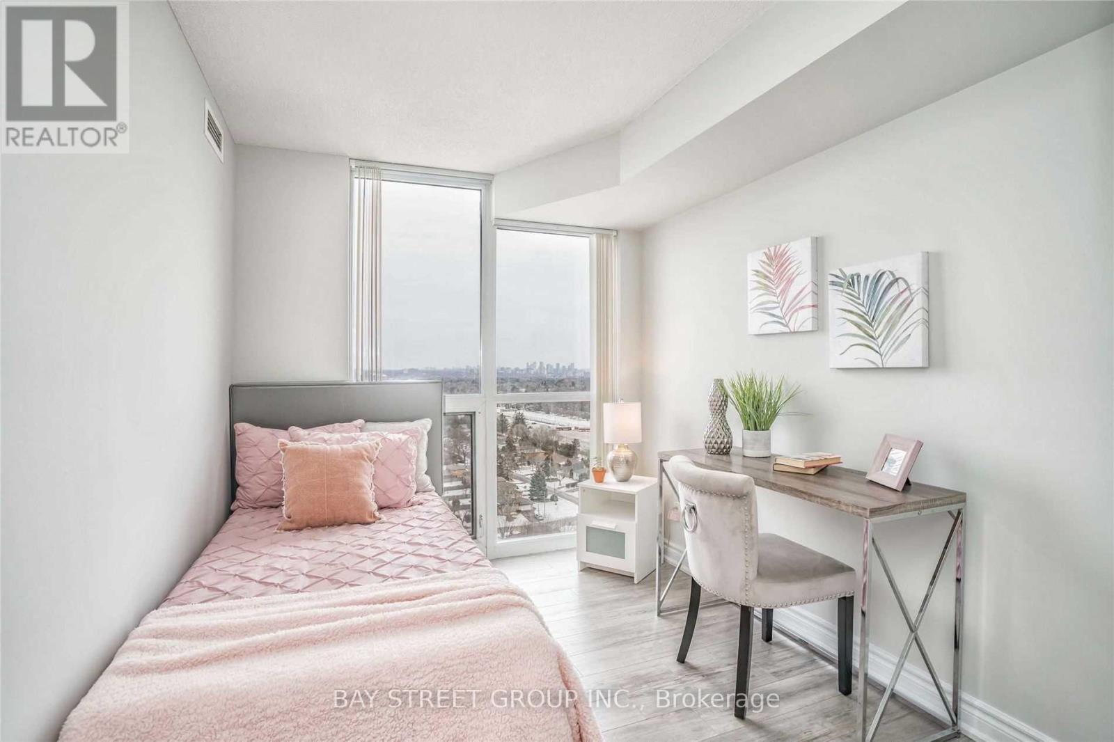 2207 - 5791 Yonge Street, Toronto, Ontario  M2M 0A8 - Photo 8 - C13866010