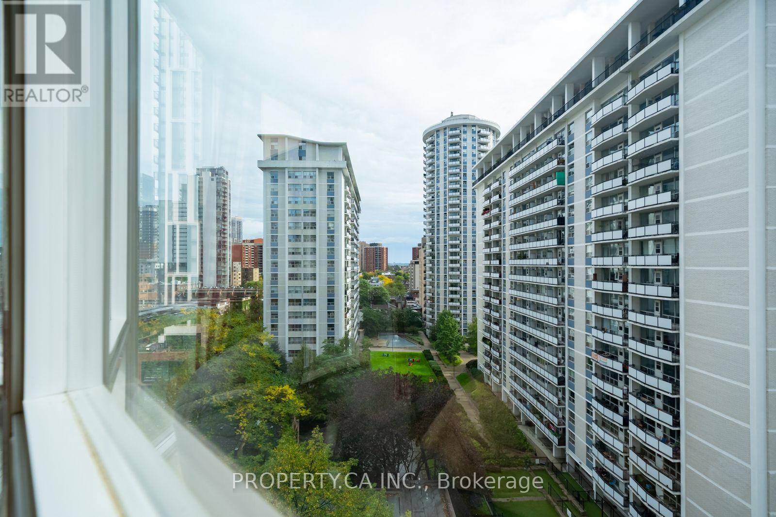 1001 - 25 Maitland Street W, Toronto, Ontario  M4Y 2W1 - Photo 21 - C13866032