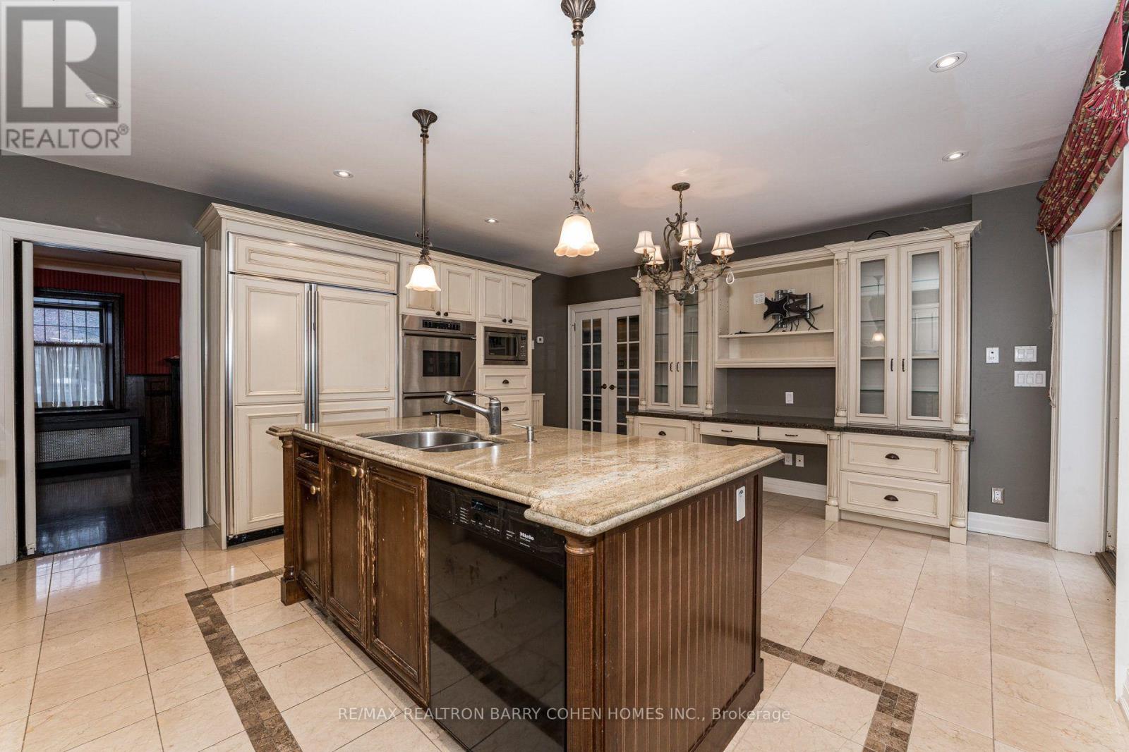 28 Dunvegan Road, Toronto, Ontario  M4V 2P6 - Photo 10 - C13866034