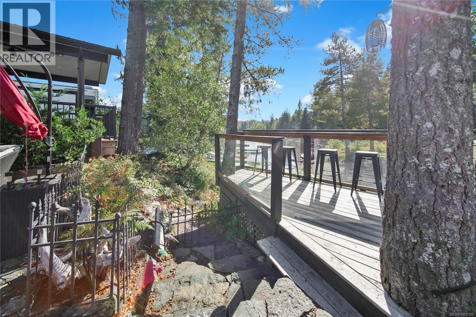 25 10750 Central Lake Rd