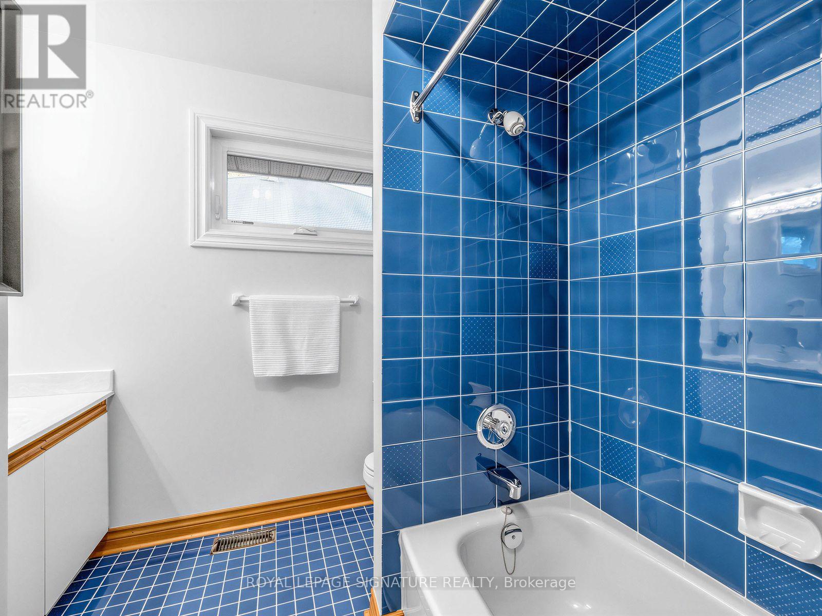 30 Invermarge Drive, Toronto, Ontario  M1C 3M4 - Photo 28 - E13865856