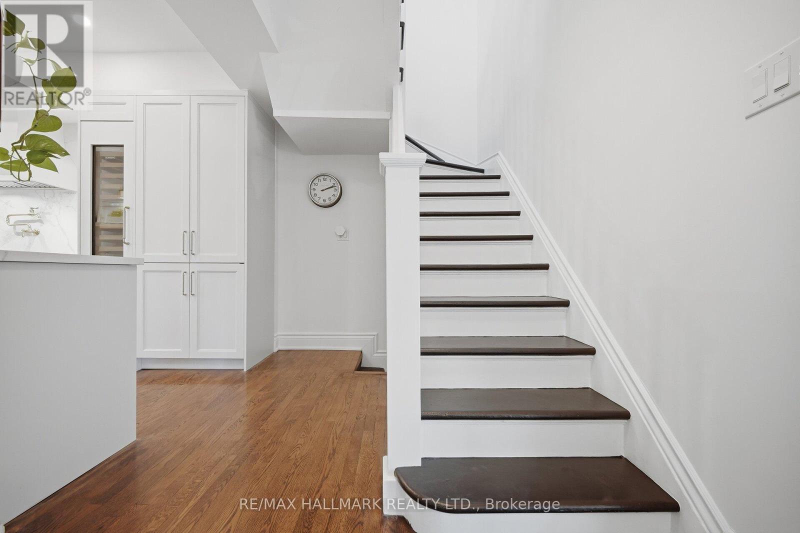 22 Pretoria Avenue, Toronto, Ontario  M4K 1T3 - Photo 25 - E13865940