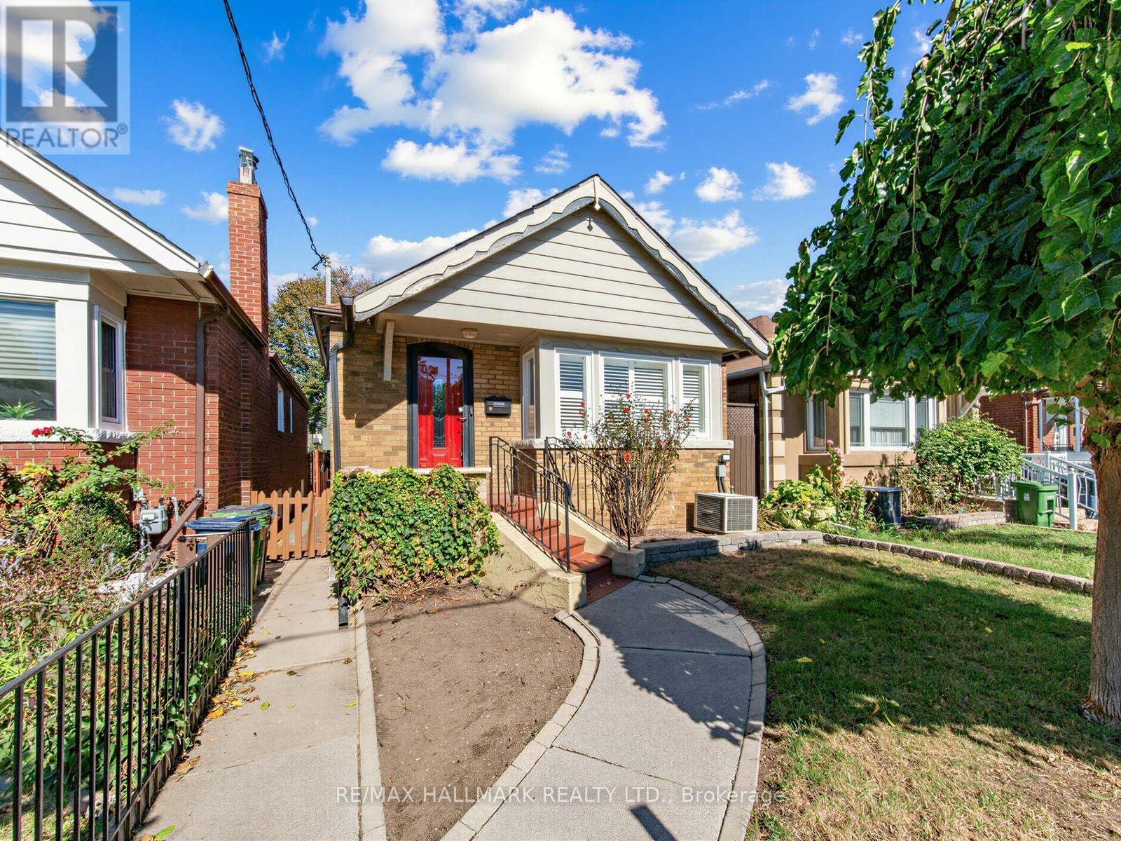 224 O' CONNOR DRIVE, Toronto, Ontario