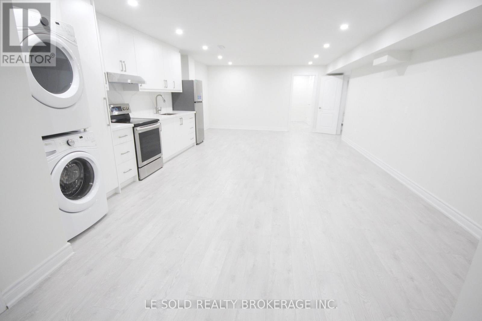 Bsmt - 7 Pear Blossom Way, East Gwillimbury, Ontario  L9N 0T3 - Photo 8 - N13866122